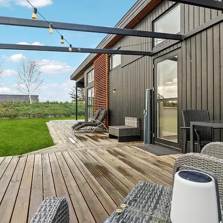 Ferienhaus Beautiful In With Wifi Hadsund